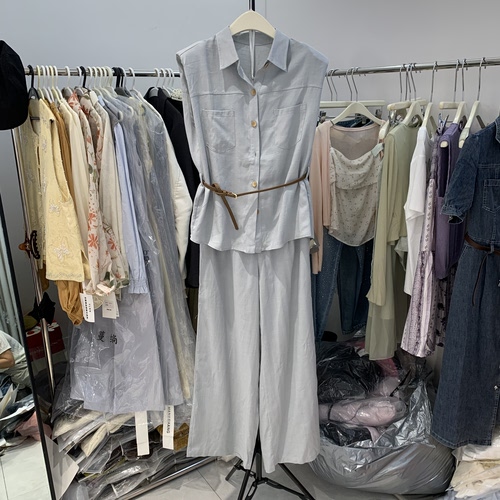 2026夏装大方得体穿搭一整套绝美无袖衬衫上衣休闲阔腿裤套装女