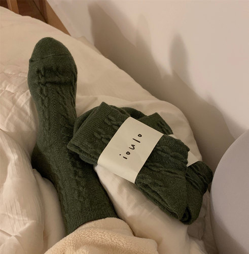 秋冬少女中筒羊毛中筒袜