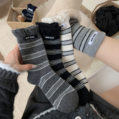 条纹羊毛袜子女中筒袜秋冬季 款 加厚加绒保暖布标ins潮冬天长筒袜
