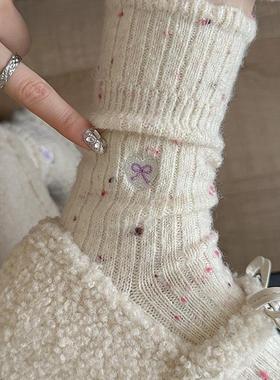 羊毛爱心袜子女中筒袜秋冬款加厚加绒保暖毛绒睡眠冬天长袜堆堆袜