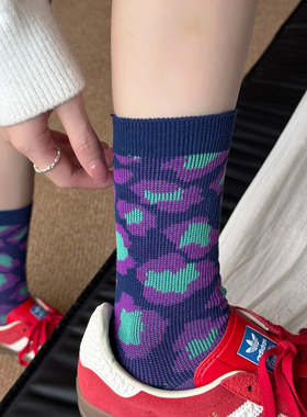 复古潮流穿搭文艺风纯棉袜子女中筒袜美拉德双针双路紫色小众长袜