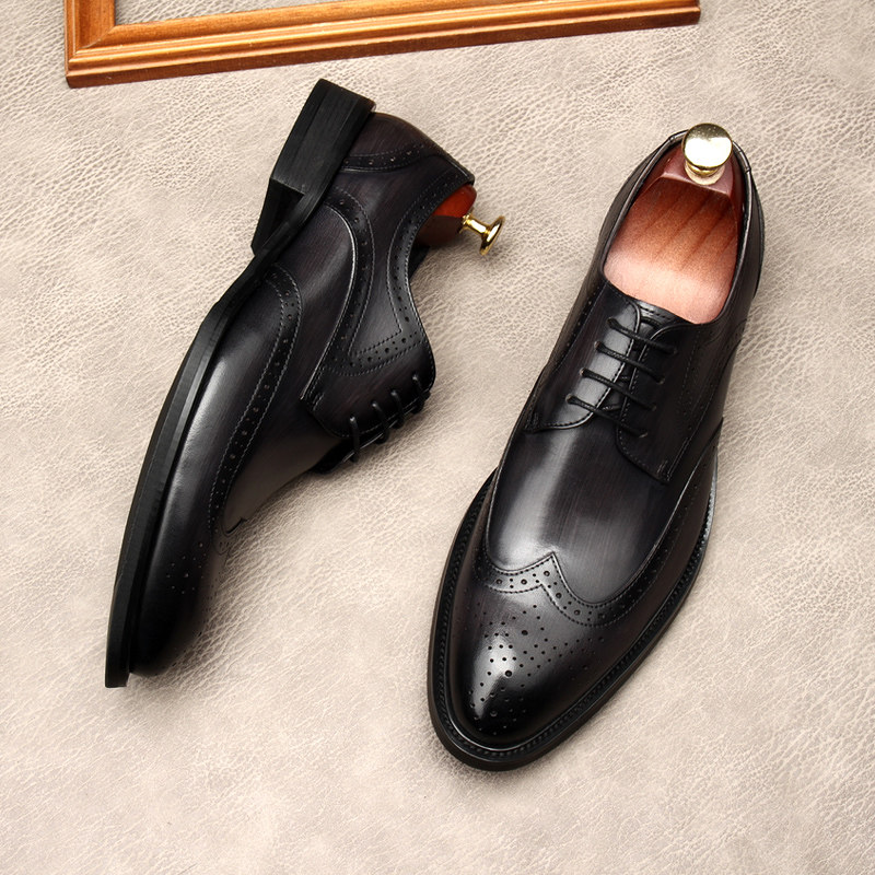 HANDSOME INTERPRETATION OF THE NEW BRITISH CARVED LEATHER SHOES MENS LEATHER BUSINESS FORMAL WEAR WEDDING SHOES MENS BULLOCK DERBY SHOES
