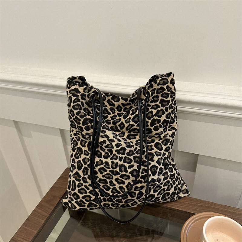 豹纹帆布包包女2024新款休闲大容量潮网红个性上课通勤单肩托特,箱包皮具/热销女包/男包,通用款女包,淘宝优惠券,粉丝福利购,淘宝优惠卷