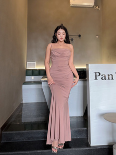 欧美辣妹风礼服裙大码鱼骨收腰包臀鱼尾连衣裙吊带跨年圣诞年会