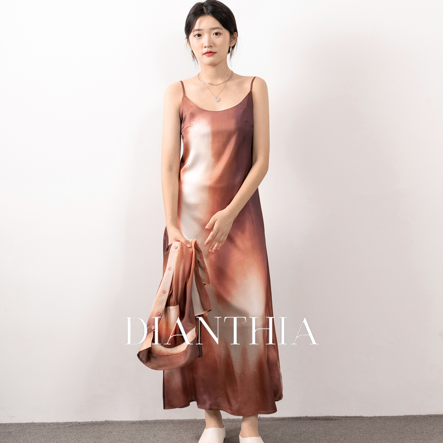 原创设计吊带连衣裙晕染打底长裙