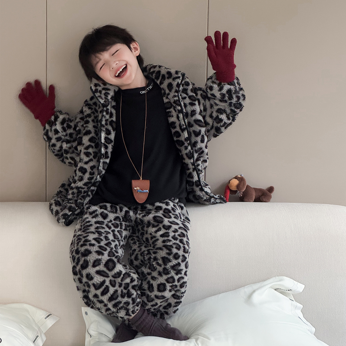 小杰家2025男童冬款豹纹家居服