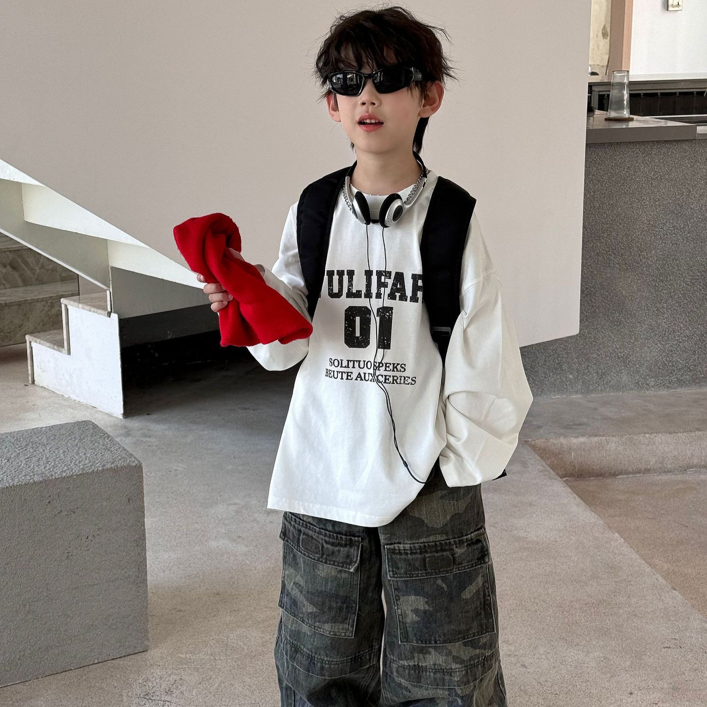 小杰家2025秋季新款男童美式字母T恤中大童休闲圆领长袖上衣,童装/婴儿装/亲子装,T恤,淘宝优惠券,粉丝福利购,淘宝优惠卷