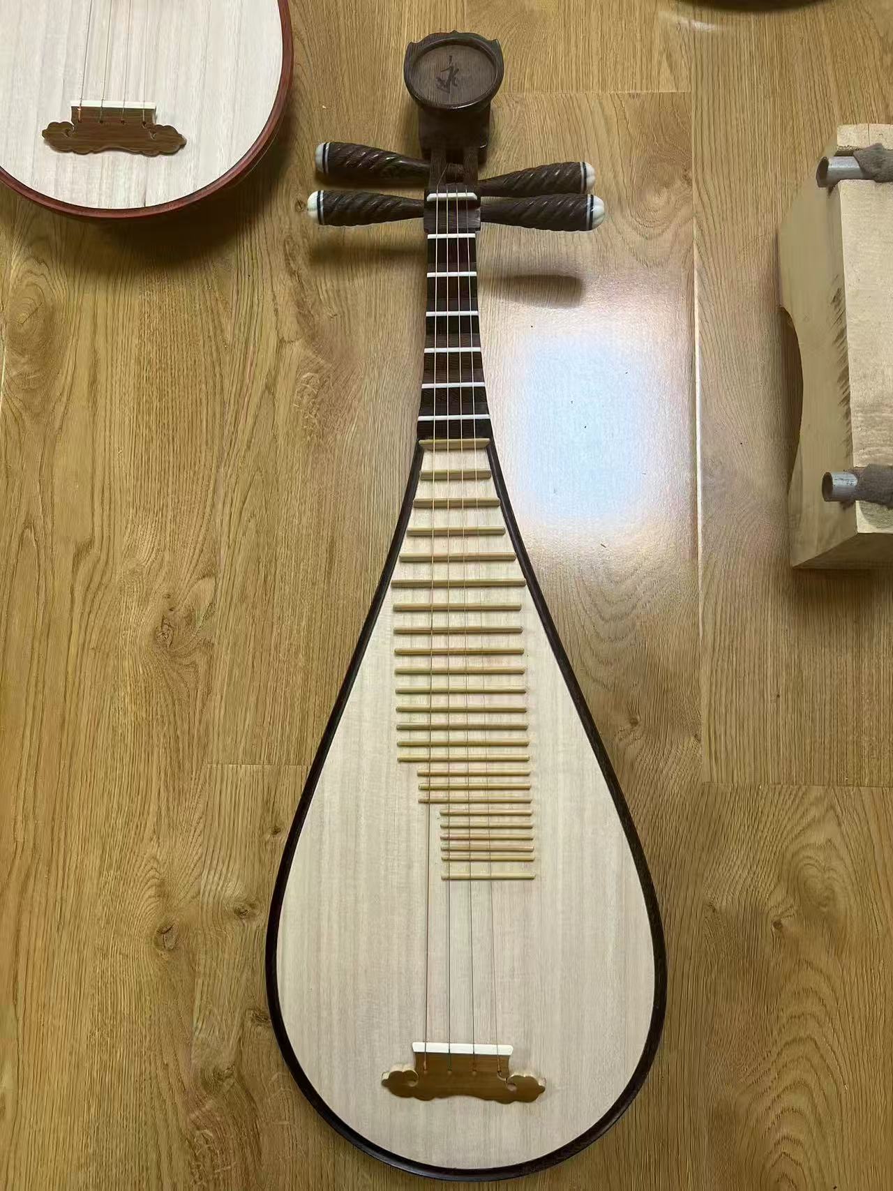 鸡翅木抛光上蜡儿童琵琶，送琴盒