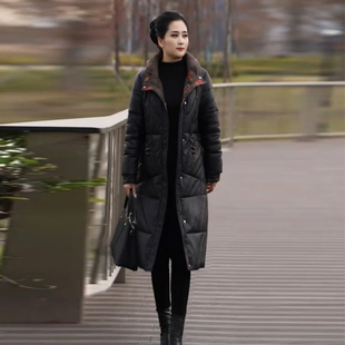 2025冬季民族风加厚PU皮保暖棉衣外套女中长款显瘦妈妈装气质棉袄