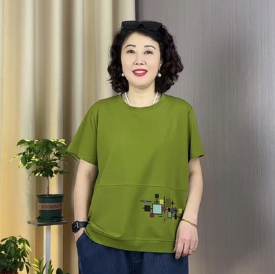 休闲简约刺绣短袖t恤女减龄上衣