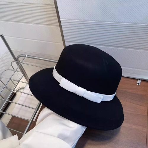 美利奴羊毛赫本风蝴蝶结灯罩帽女