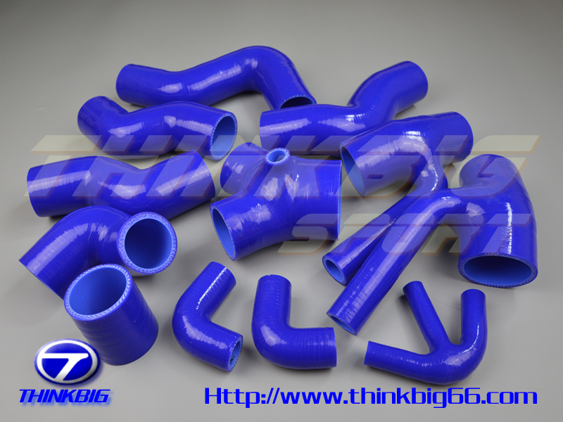 本硅胶管，是采用高性能硅胶材料，内加耐高温纤维加工制作而成。产品具有耐高温高压，耐老化之特点，同时具有柔软、高密度、高抗撕、高绝缘性、阻燃、性能稳定等优点，承受压力高达12 kg/c㎡，为原厂之220%，可在-50度至+280度使