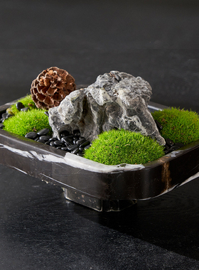 酒店餐厅圆桌中间果盘花艺布置会议室桌面摆花氛围感青苔小景摆件