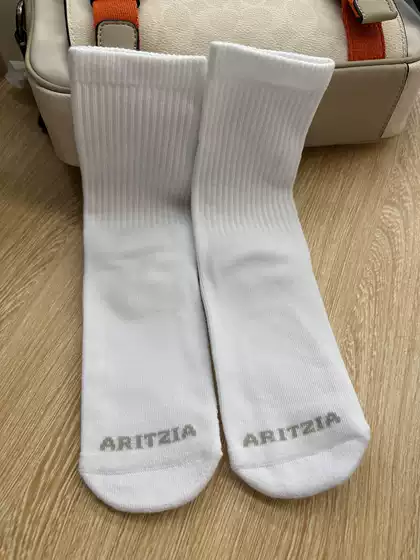Aritzia Wilfred Tna Cotton Sweat-Absorbent and Breathable Mid-Length Sports Socks Five Pairs 