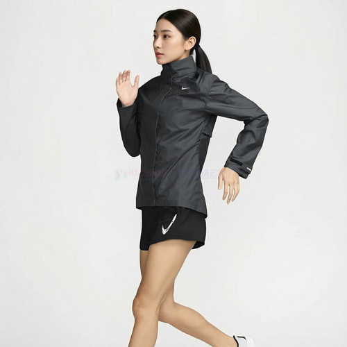 酷动城 Nike Fast Repel女子透气速干跑步运动夹克外套FB7452-010