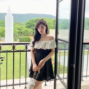 希同儿大码女装胖mm法式名媛一字领露肩黑白连衣裙遮肚显瘦短裙夏