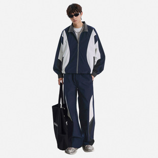 新款 明星同款 冲锋衣套装 男春秋季 子运动休 潮牌宽松户外登山夹克裤