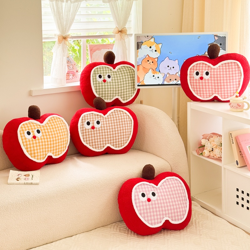 多巴胺苹果格子抱枕可爱毛绒午休枕家居沙发靠枕床头靠垫枕头礼物