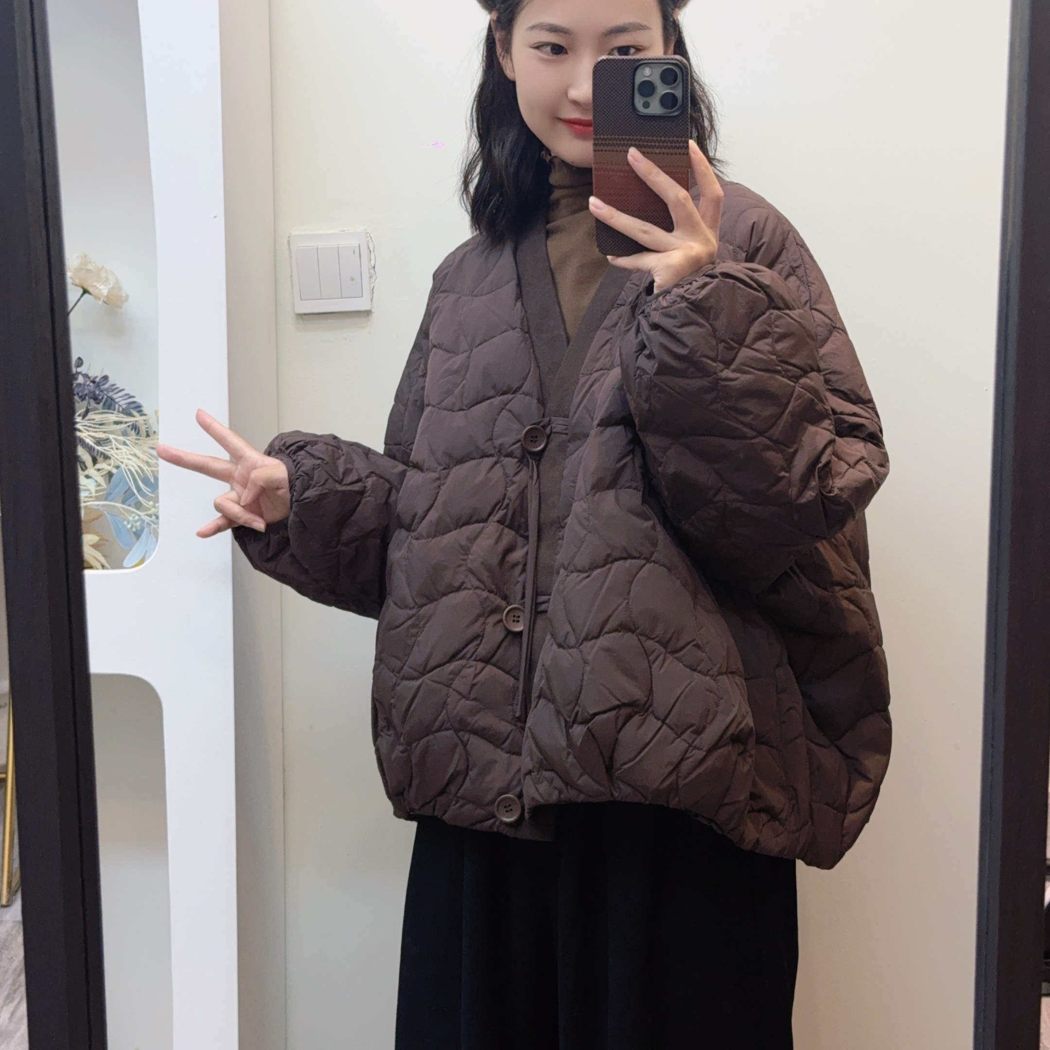 冬季新款磨毛拼接和服休闲V领女士羽绒服 5075