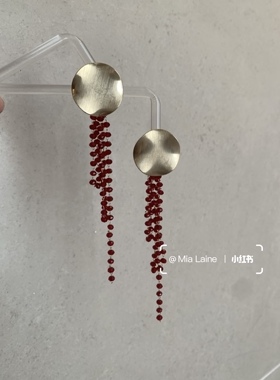 Atelier Koa 植物 红色珠管流苏金属片耳环