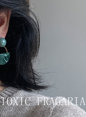Toxic F ｜有毒植物  翡翠绿醋酸手工半圆日本耳环