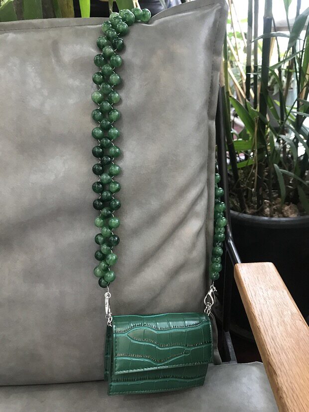 CHANDENIMC STORE thetavern祖母绿独家手工串珠透明亚克力斜跨包在类目 箱包皮具/热销女包/男包, 女士包袋中 - 来自Buy2taobao.com提供专业的淘宝代购服务