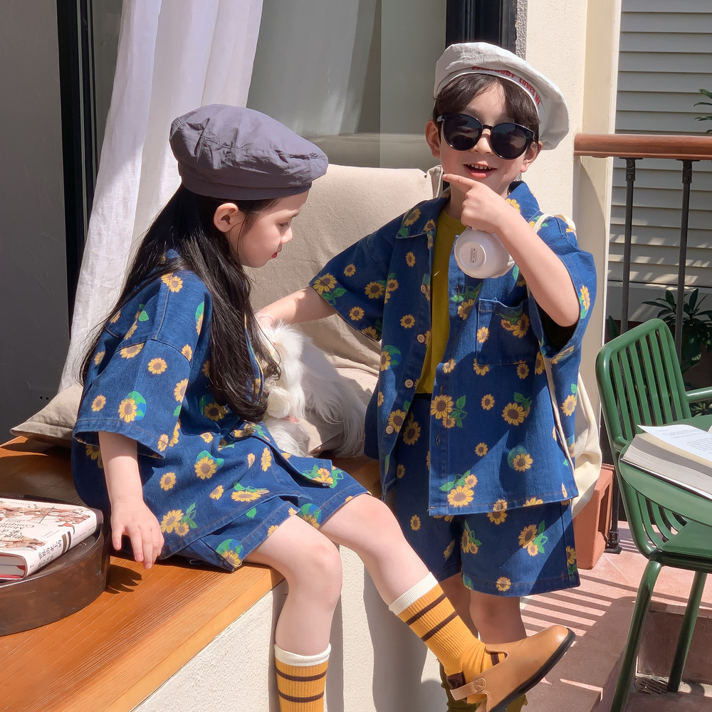休闲牛仔两件套夏花朵套装男女童图片