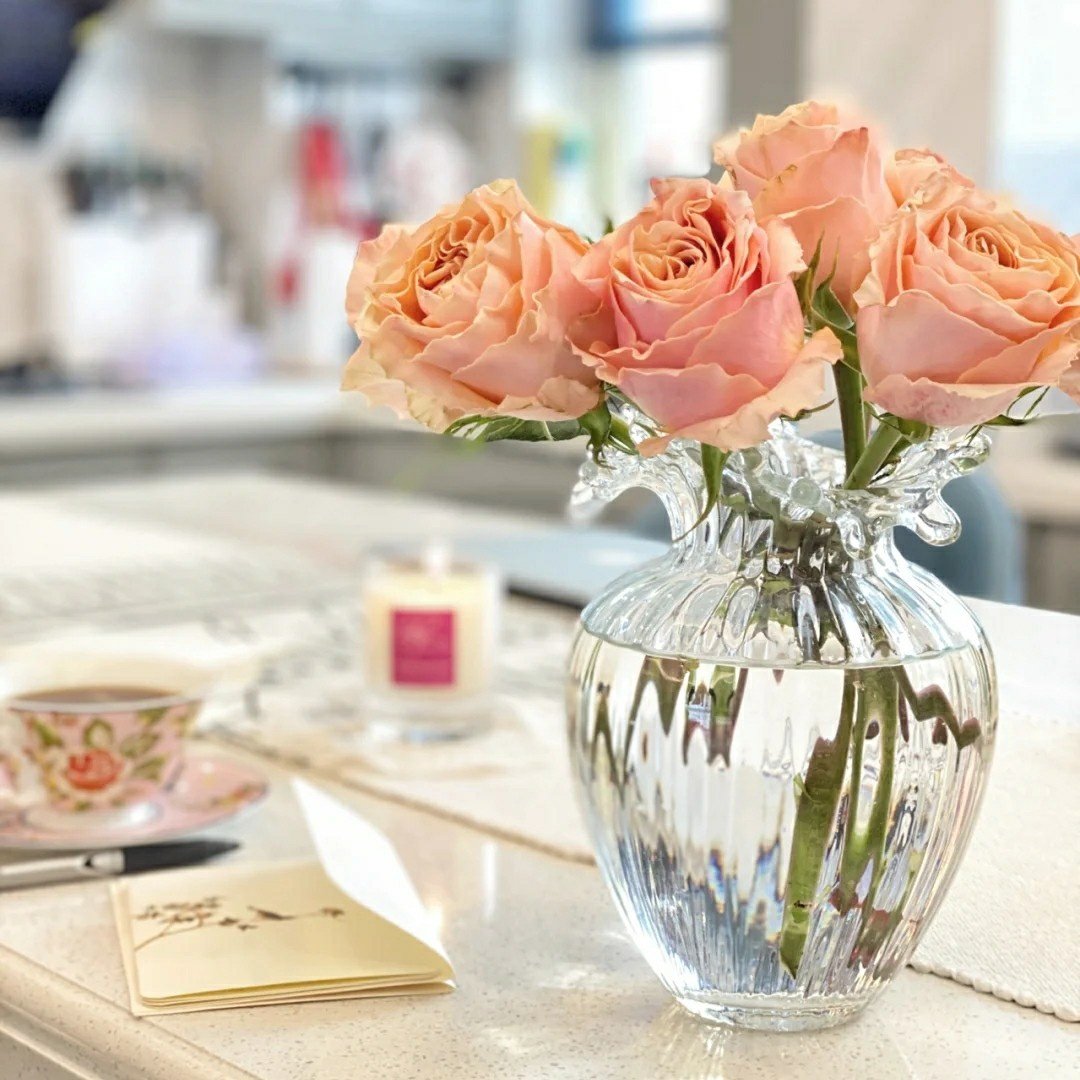 网红卷边波浪花水滴口手工玻璃花瓶家居装饰北欧简约创意花器摆件,鲜花速递/花卉仿真/绿植园艺,花瓶,淘宝优惠券,粉丝福利购,淘宝优惠卷