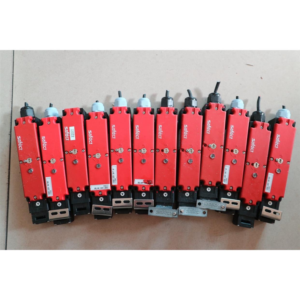 议价机 SAFECT 安全门锁开关 CLS-M1AD DC24V