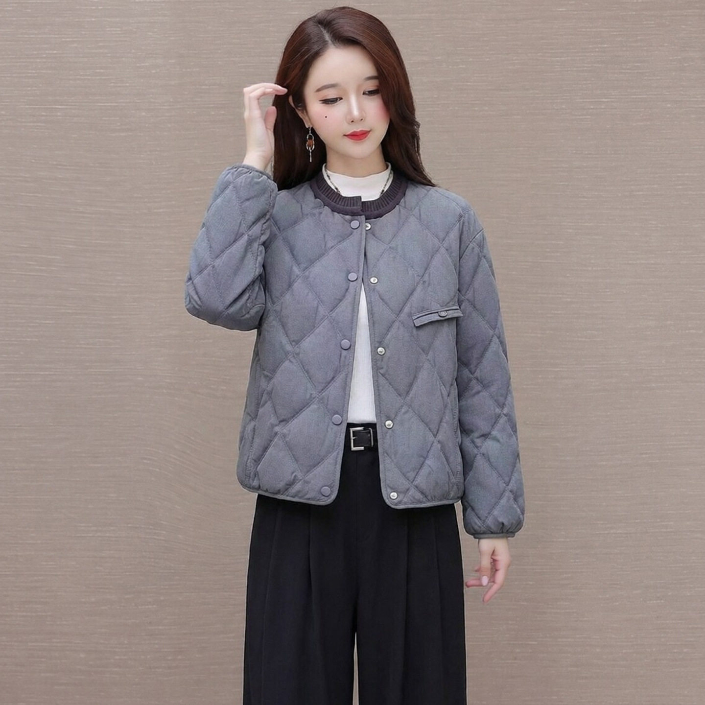 中年妈妈装时尚短款羽绒服中青年女装2026年冬季新款白鸭绒小个子