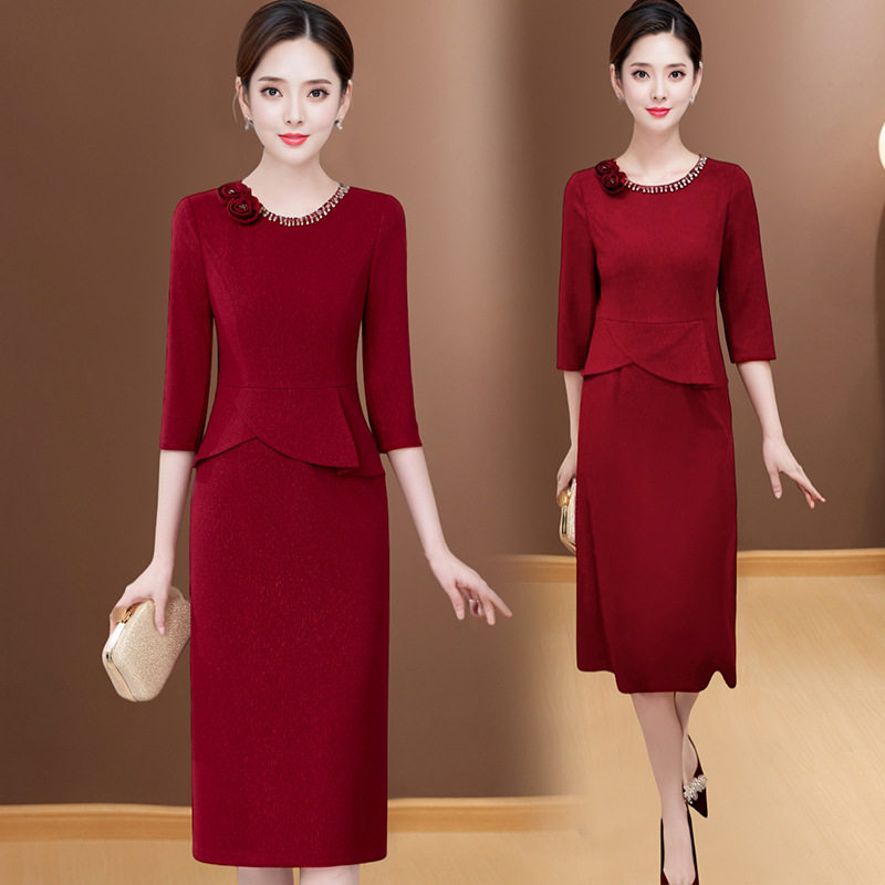 长辈结婚衣服妈妈礼服喜婆婆婚宴装2026新款时尚长袖连衣裙中长款