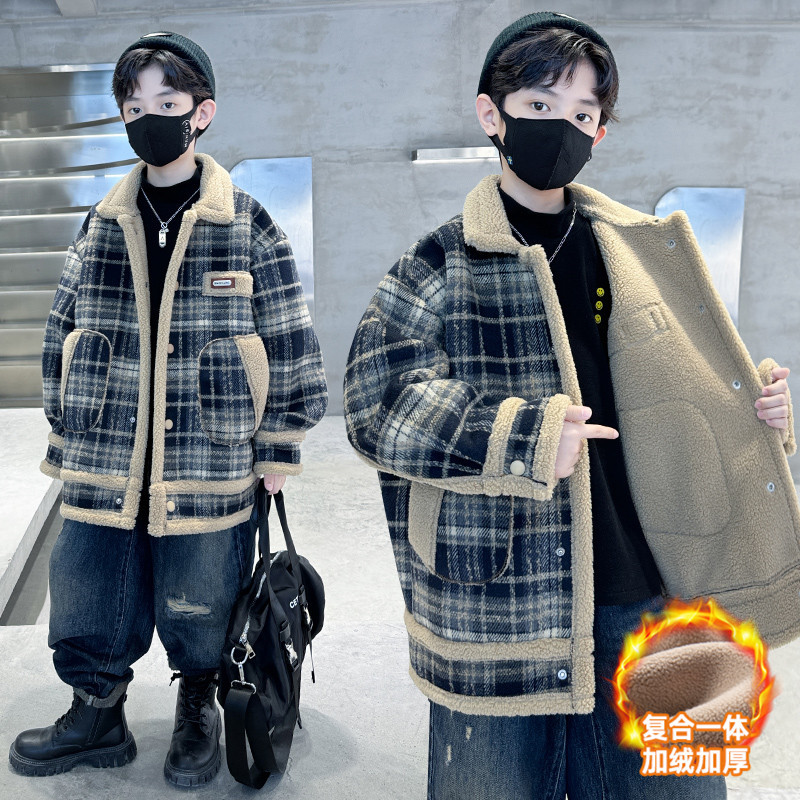 男童秋冬款加厚羊羔绒外套