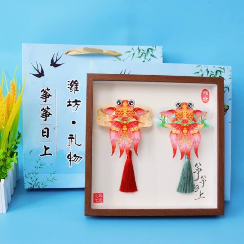 潍坊风筝工艺品礼盒传统纸鸢沙燕金鱼观赏镜框高档摆件中国风礼物