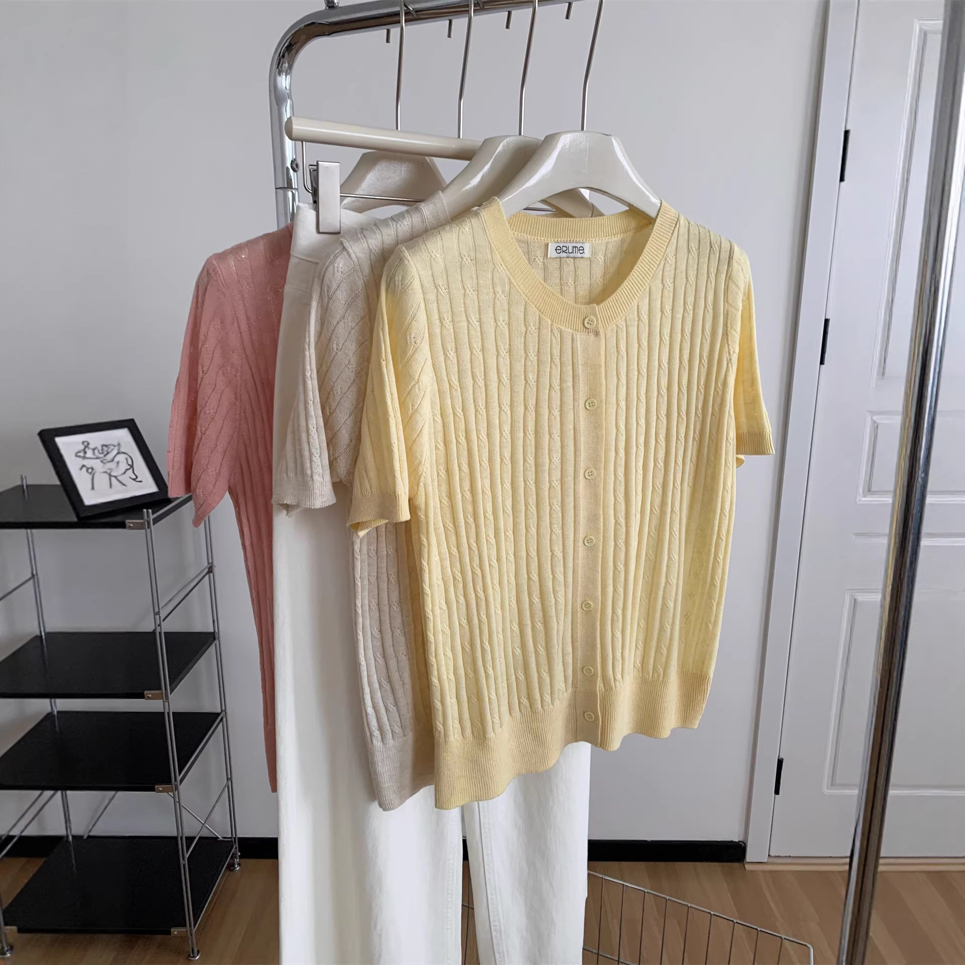 设计感圆领含羊毛麻花短袖针织开衫女26夏季薄款外穿黄色T恤上衣