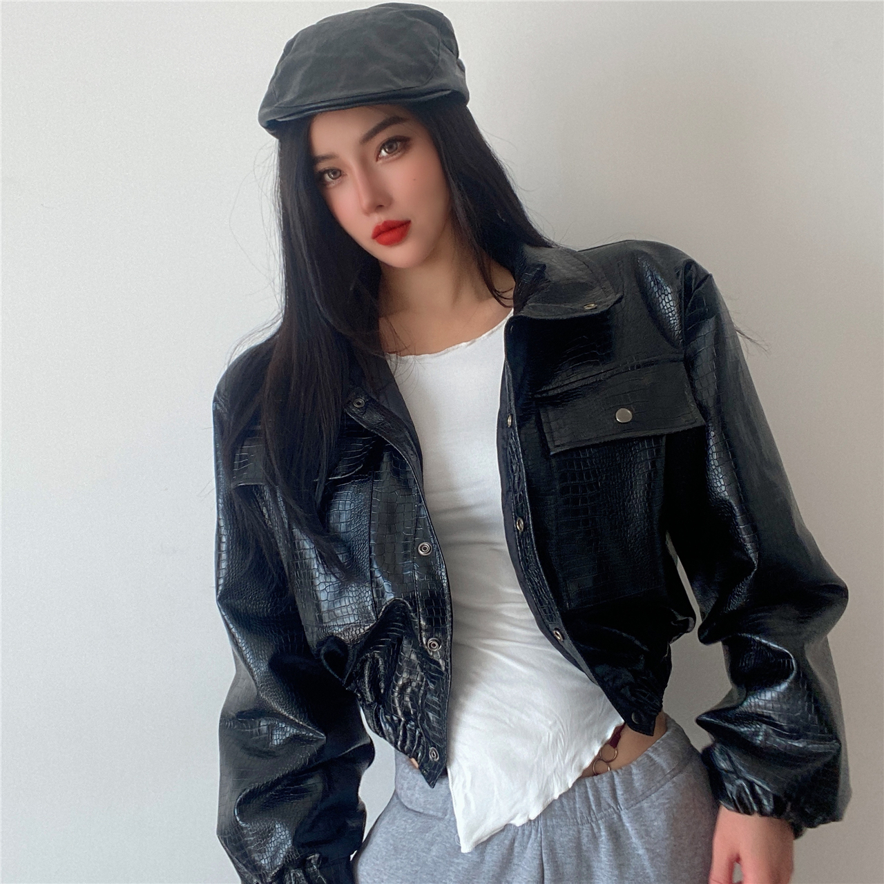 漆皮单排扣翻领皮夹克短款时尚