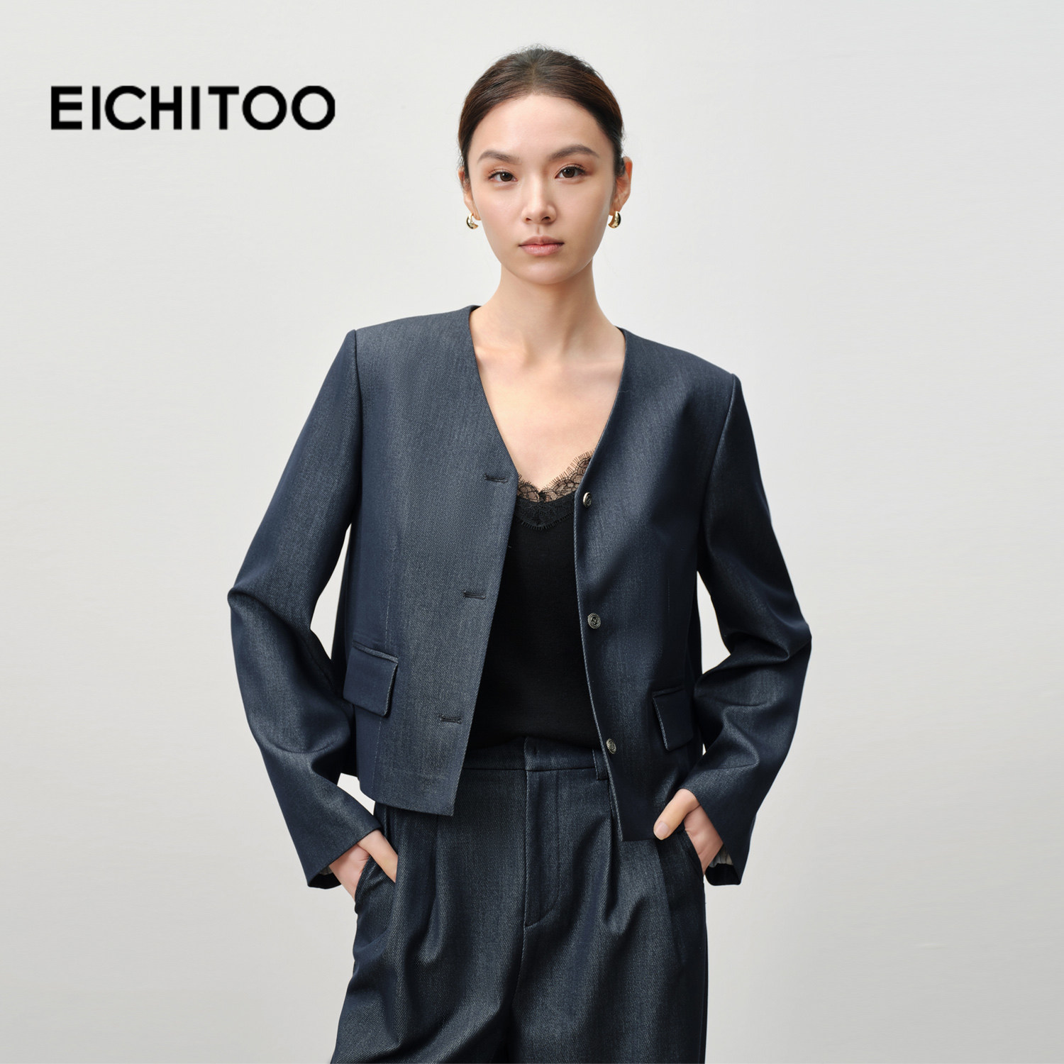 爱居兔防褪色仿牛仔西服外套女2025年秋季新款显瘦通勤V领小西装