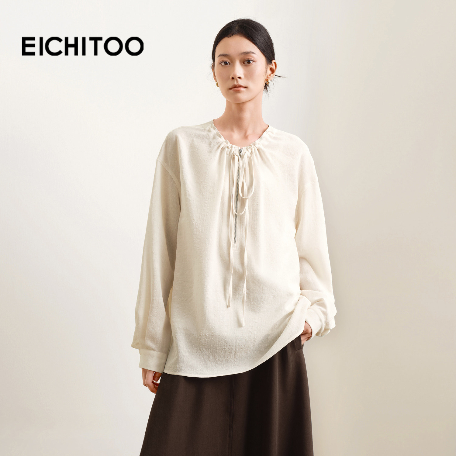 爱居兔休闲圆领抽绳衬衫女2025年秋季新款宽松质感显瘦百搭雪纺衫