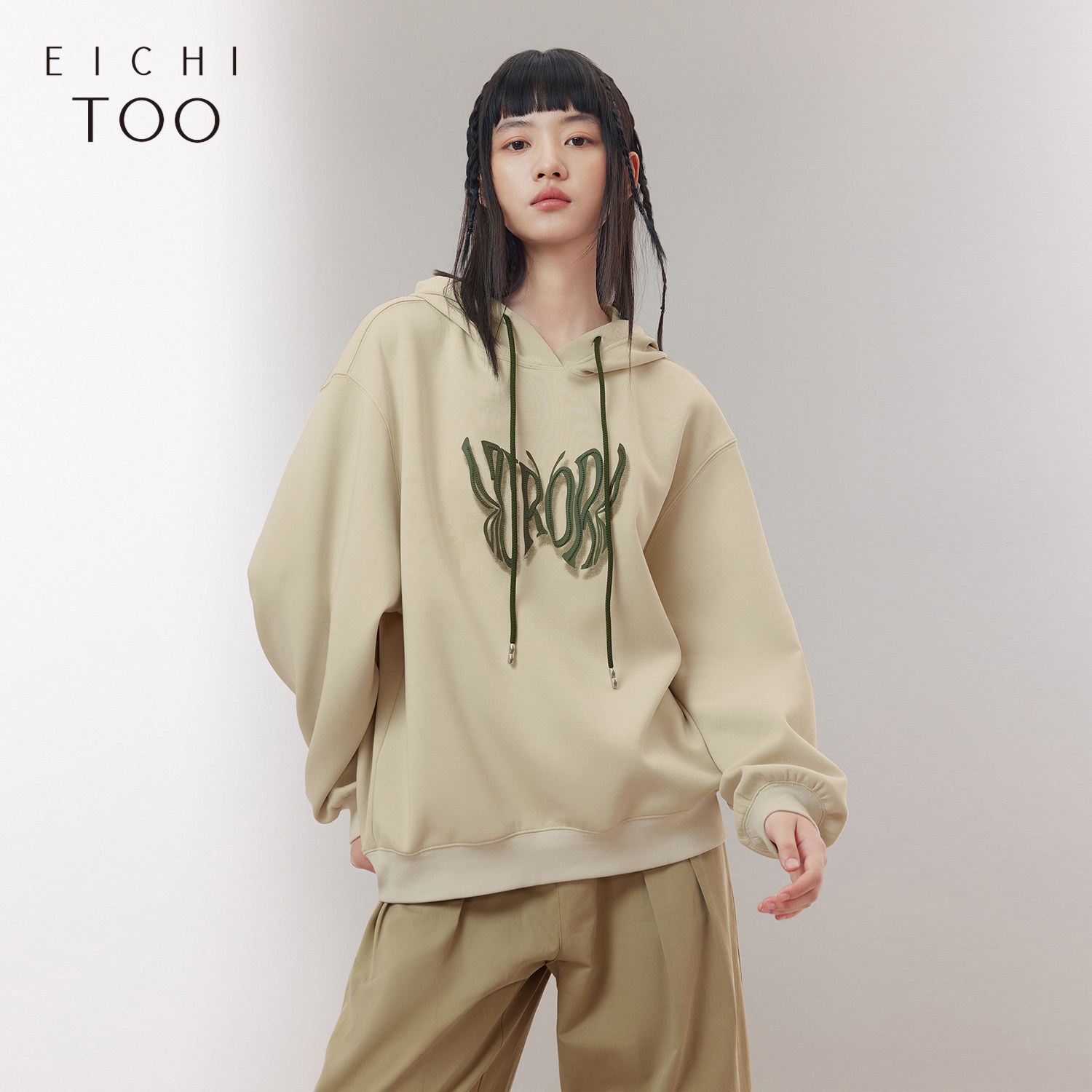 爱居兔休闲连帽卫衣女春秋新款印花宽松时尚套头外套上衣