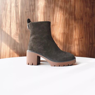 【39 40 41码清仓】俄单！牛反绒时装靴2025冬季棉靴粗高跟女短靴