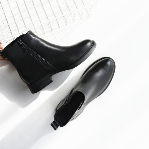 【薄绒】俄单~ 头层牛皮时装靴2025秋冬新款平底靴简约复古女短靴