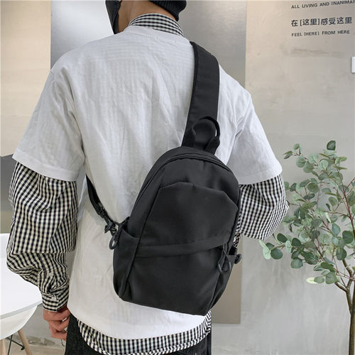 INS潮流男士斜挎包休闲男包多功能胸包单肩包斜跨背包通用潮包女