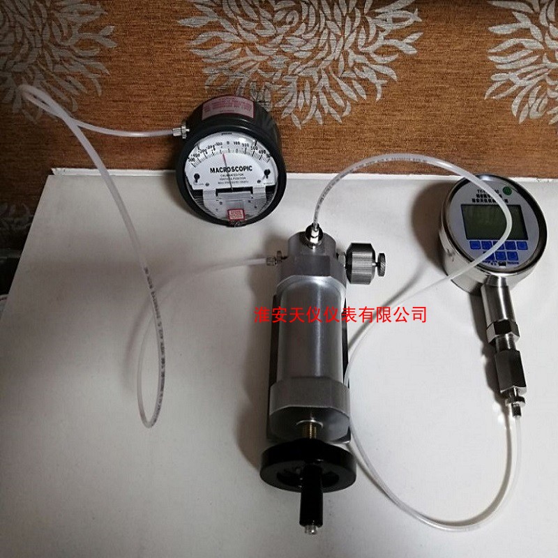 压差表校验装置 压差计校验器 微小压力源 便携微压压力泵手摇泵