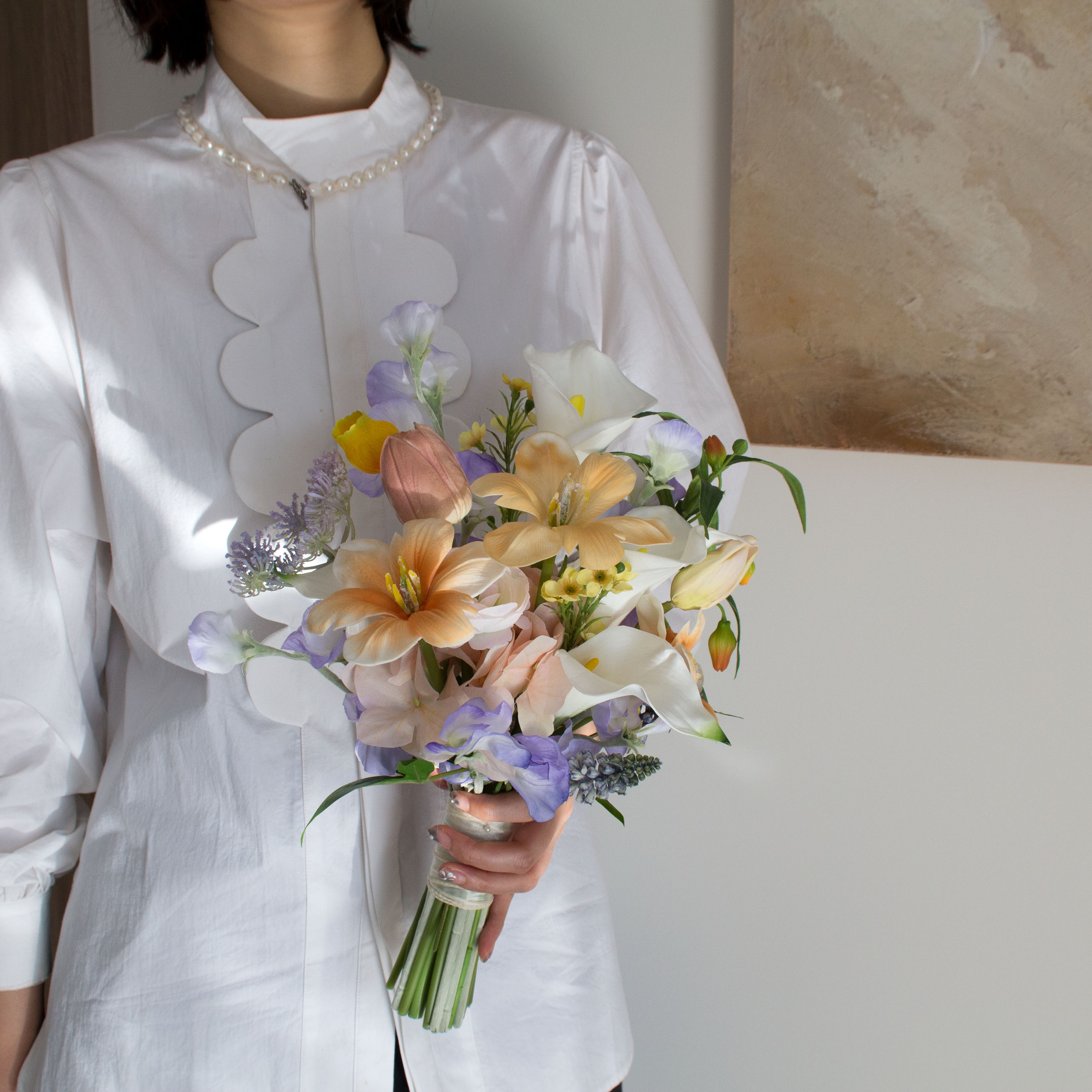 仿真花开开郁金香欧式扇形手捧花新娘拍照花束莫兰迪色调影楼摄影