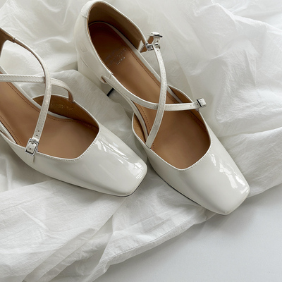 韩版新款约会时尚粗跟玛丽珍单鞋