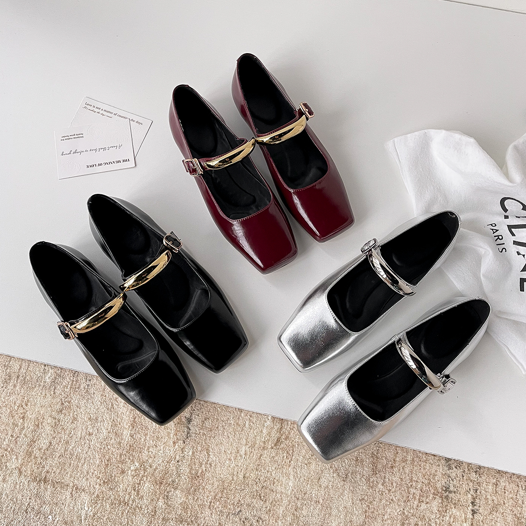 巴黎假日西喜春季珍小新款自制