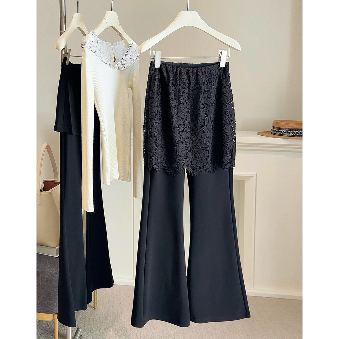 D丽新折扣 假两件蕾丝屁帘弹力西装微喇裤女2026春高腰休闲长裤