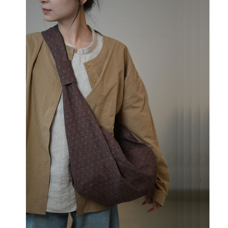 庸庸复古文艺风棉麻斜挎包女大容量休闲单肩包新中式月牙饺子女包