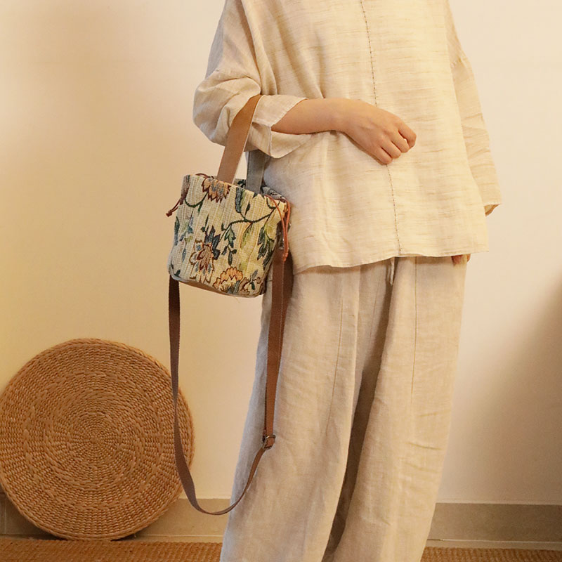 庸庸新品新中式单肩斜跨水桶包