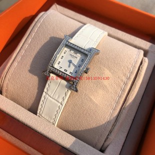 小红书H手表水钻镶嵌表圈白色鳄鱼纹牛皮表带石英防水表真皮H女表