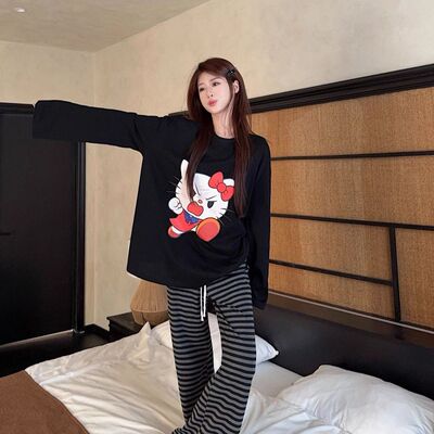秋季日系卡通设计趣味Kitty猫印花上衣新款宽松休闲显瘦长袖T恤女